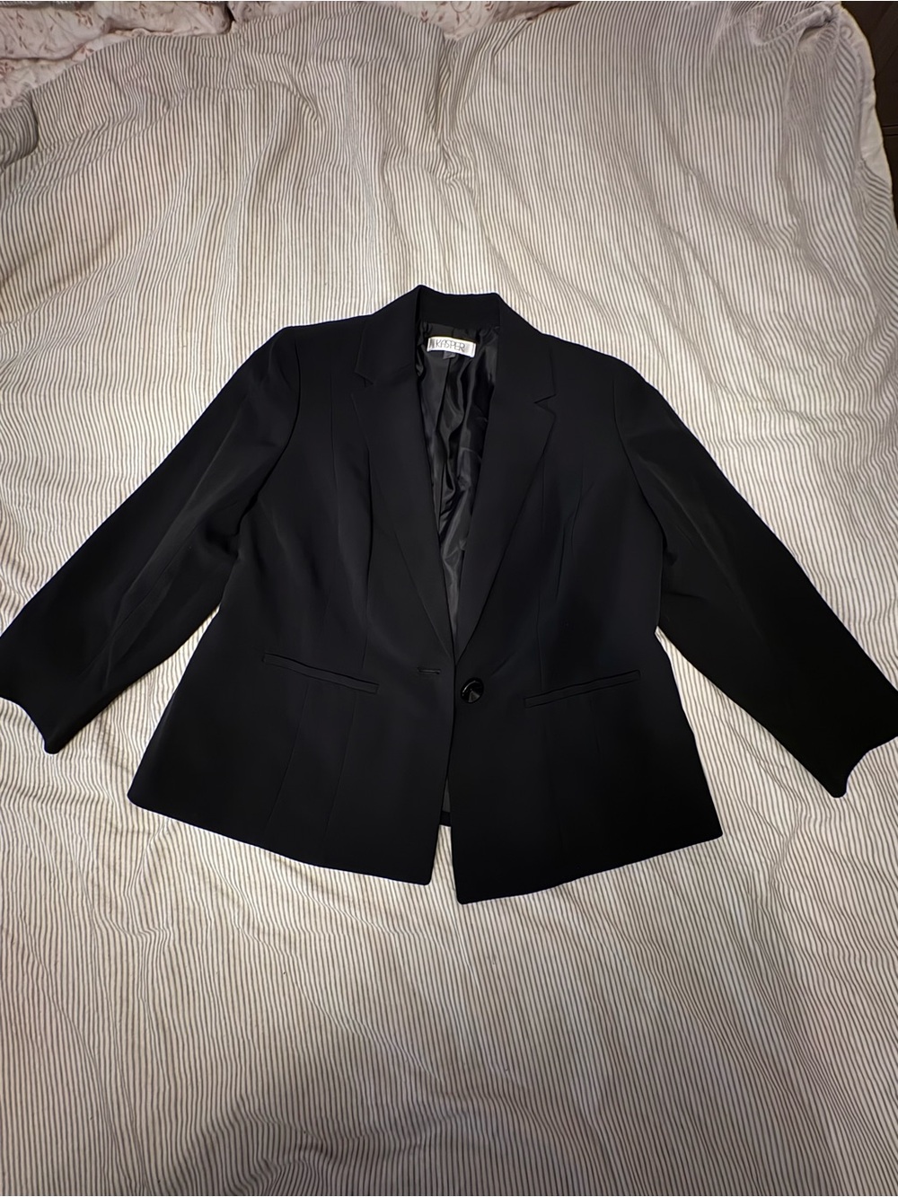 Kasper Black Tailored Single-Button Blazer